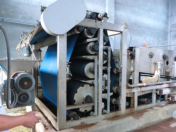 帶式污泥脫水機