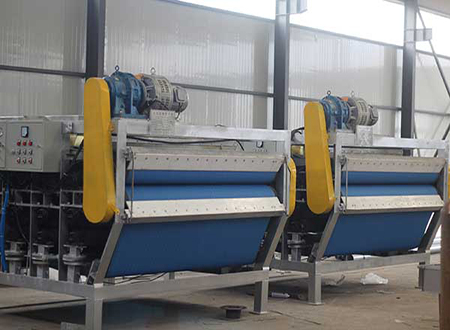 博宇環(huán)保-疊螺式污泥脫水機.jpg 博宇環(huán)保-疊螺式污泥脫水機.jpg